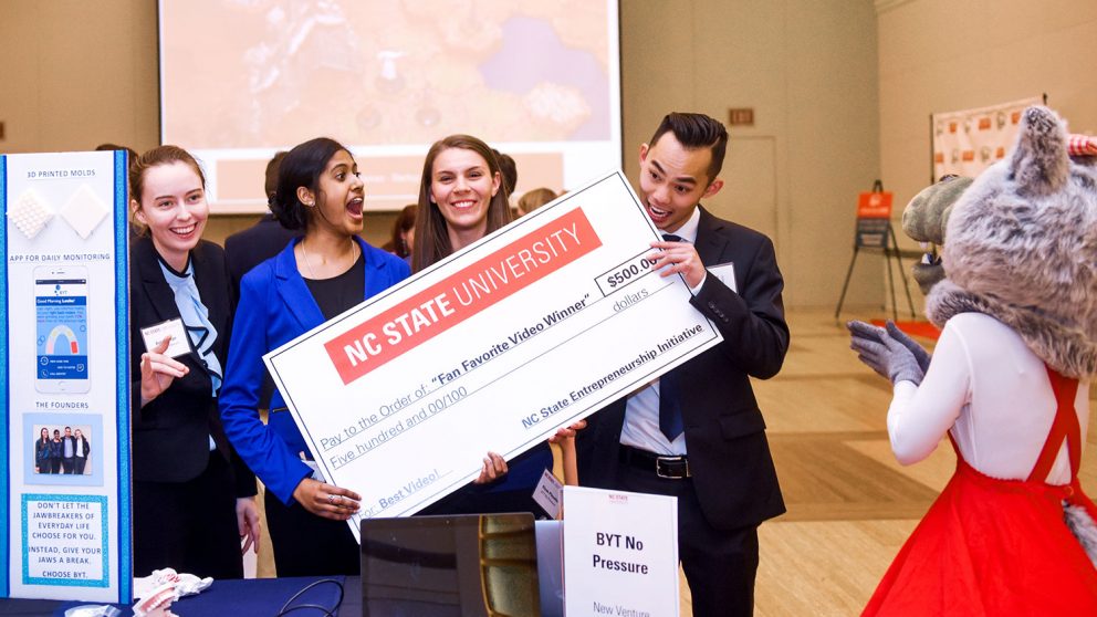 LuLu eGames startup winners