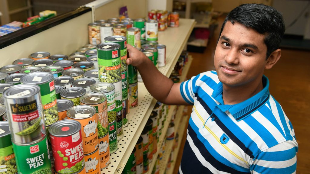 Hafizul Ismal at food pantry